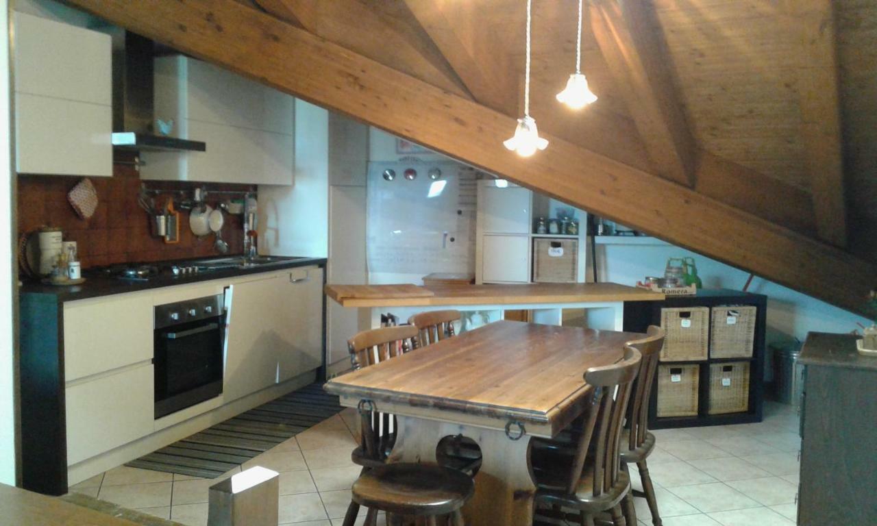 Appartamento Nel Centro Storico Di Aosta Con Vista Sui Ghiacciai Exterior foto